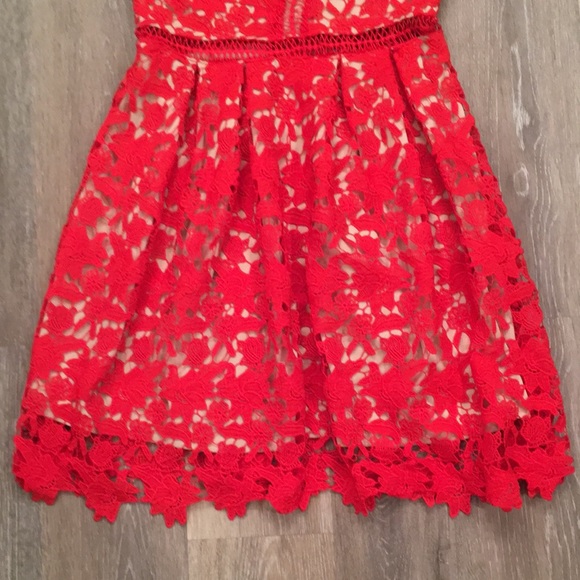 Francesca’s red lace off the shoulder dress size small - Picture 4 of 14
